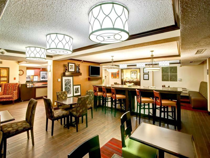 Hampton Inn College Station-Near Texas A&M University Exteriör bild